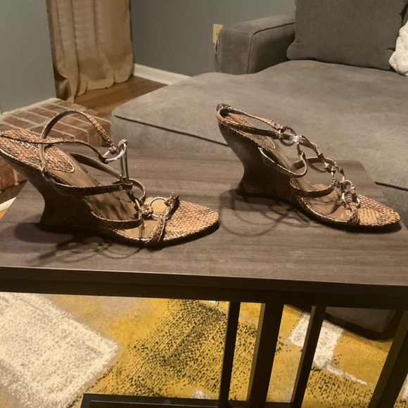 Brown and Black Snake skin - Picture 3 of 3